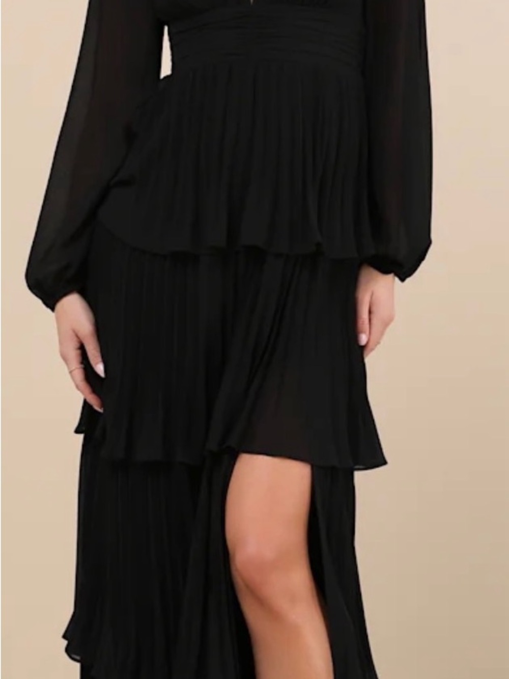 Lulu's Black Pleated Tiered Long Sleeve Maxi Dress - Picture 2 of 2